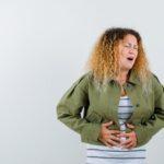 Regelmatig last van buikpijn en diarree? Aan déze symptomen herken je de ziekte van Crohn