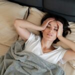 Hoe slaap de gezondheid van de huid beïnvloedt: Rol, risico's en remedies voor een stralende huid